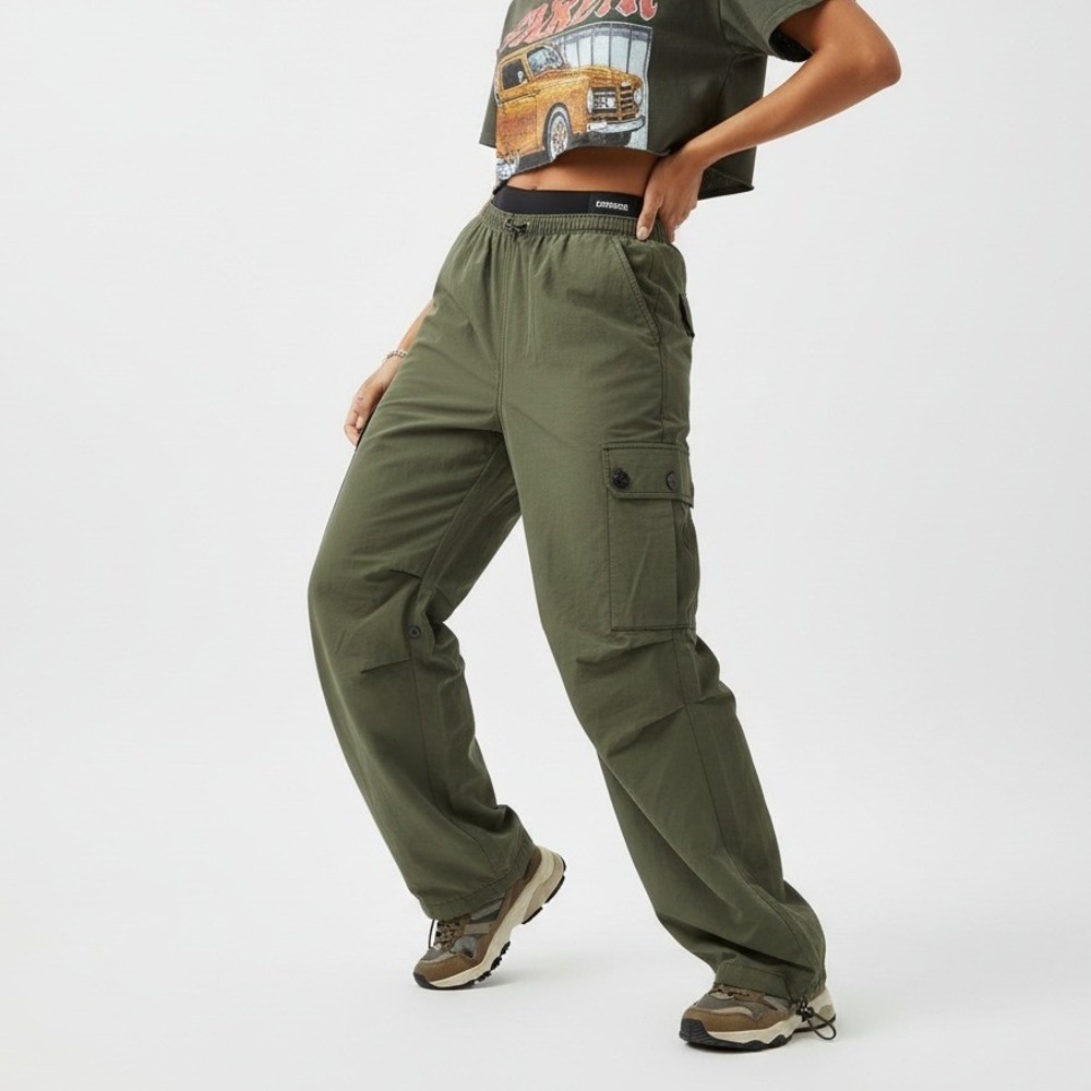 Express Women Green Utility Cargo Pants Nylon Cotton Outdoor Sporty Small